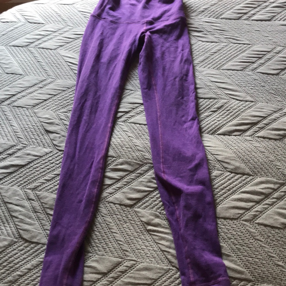 Super soft purple leggings